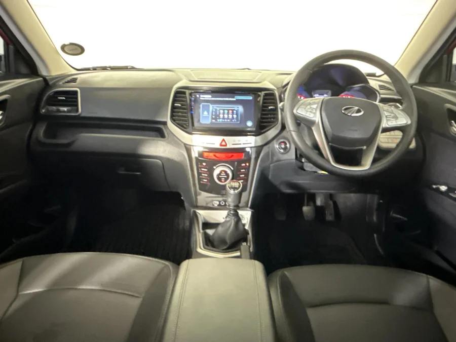 Used 2023 Mahindra XUV300 1.2T W8 - WeBuyCars Midstream