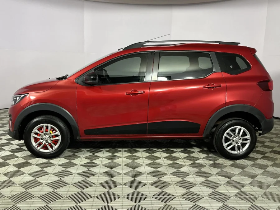 Used 2023 Renault Triber 1.0 Dynamique - WeBuyCars Durban