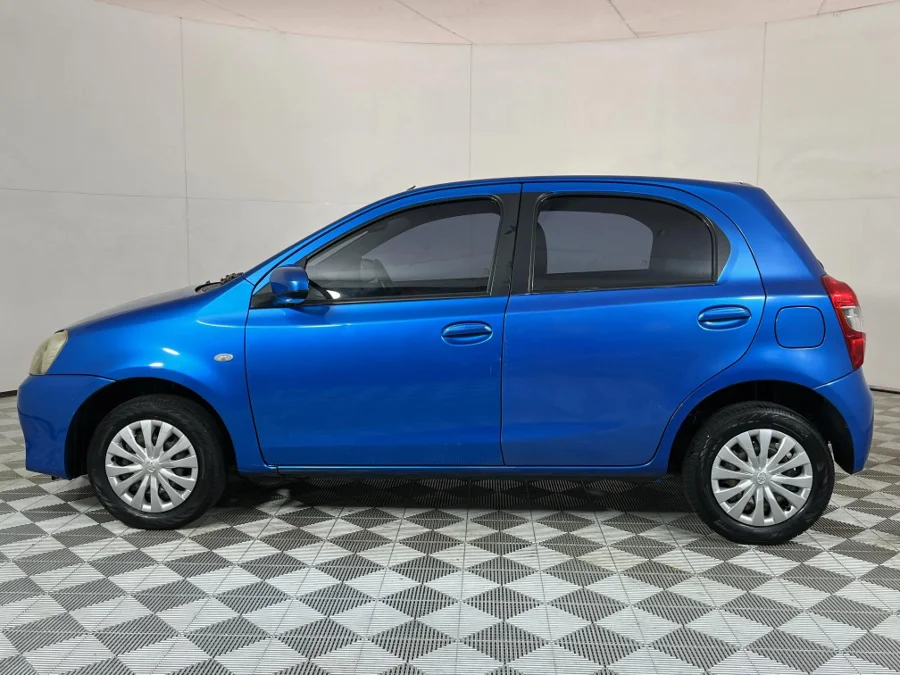 Used 2016 Toyota Etios hatch 1.5 Xi - WeBuyCars JHB South