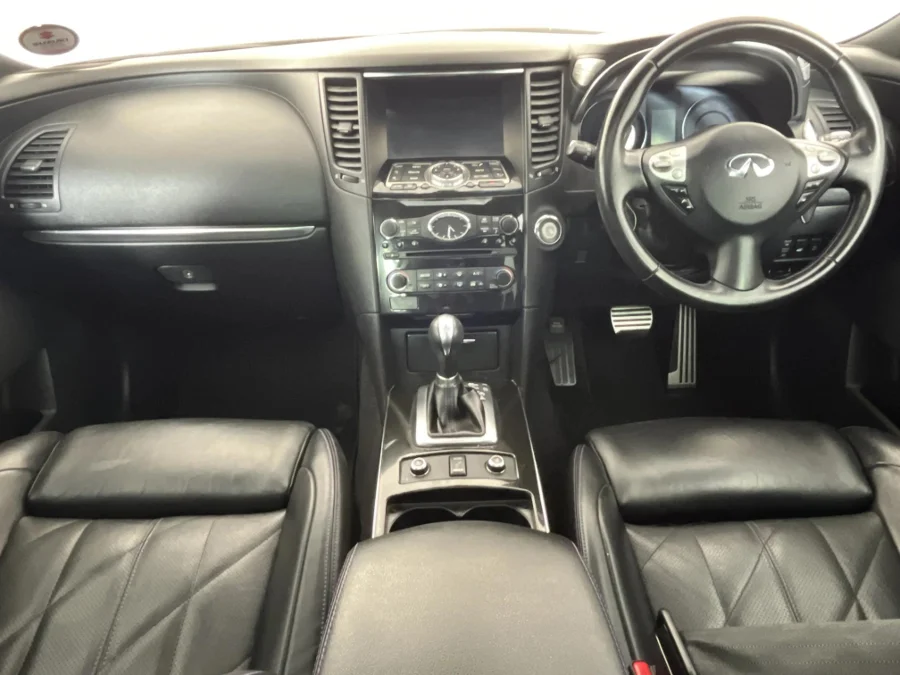 Used 2017 Infiniti QX70 3.0d S Black - WeBuyCars Montana