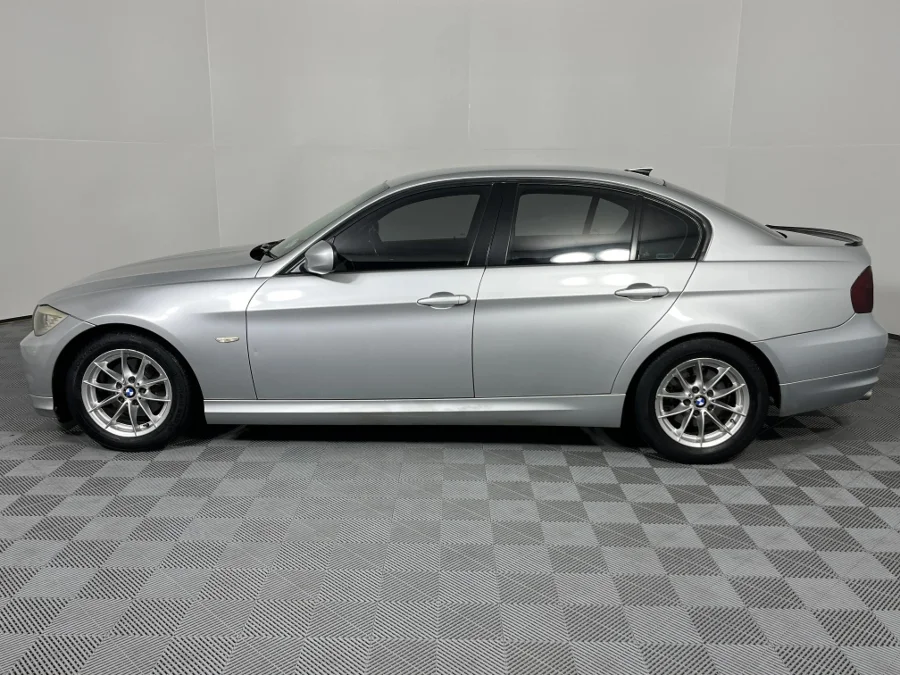 Used 2010 BMW 3 Series 320i auto - WeBuyCars Montana