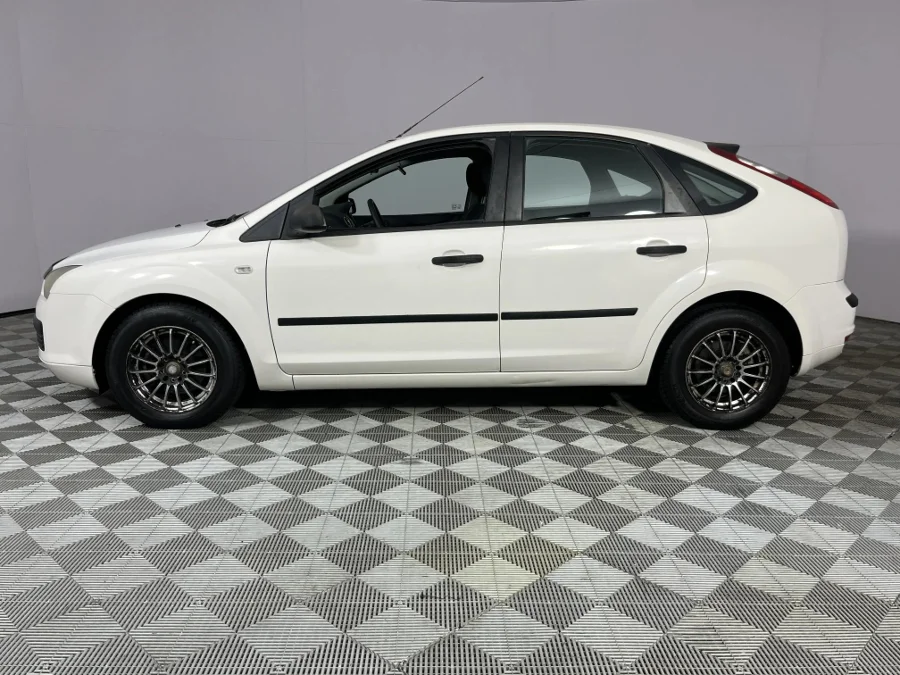 Used 2007 Ford Focus 1.6 5-door Ambiente - WeBuyCars Brackenfell Cape Town