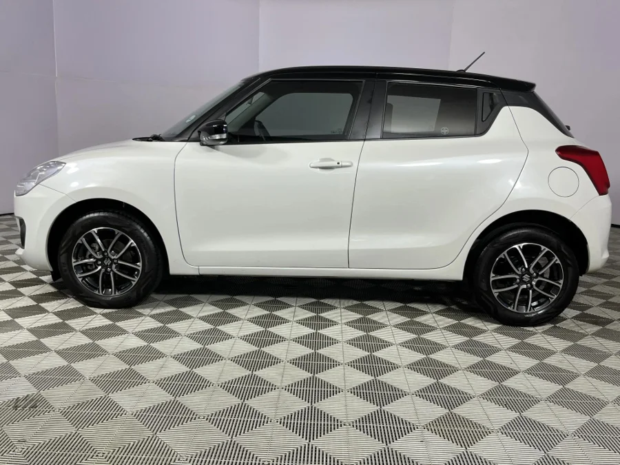 Used 2023 Suzuki Swift 1.2 GLX auto - WeBuyCars Durban