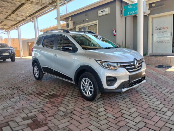 Used 2025 Renault Triber 1.0 Dynamique