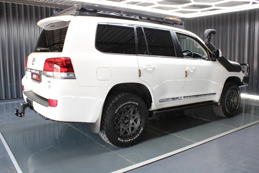 Used 2020 Toyota Land Cruiser 200 4.5D-4D V8 VX-R - Private Seller