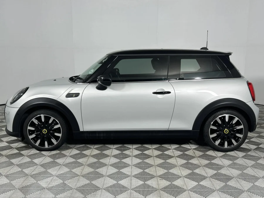 Used 2023 MINI Hatch Cooper SE Hatch 3-door - WeBuyCars Richmond Used 2023 MINI Hatch Cooper SE Hatch 3-door - WeBuyCars Richmond