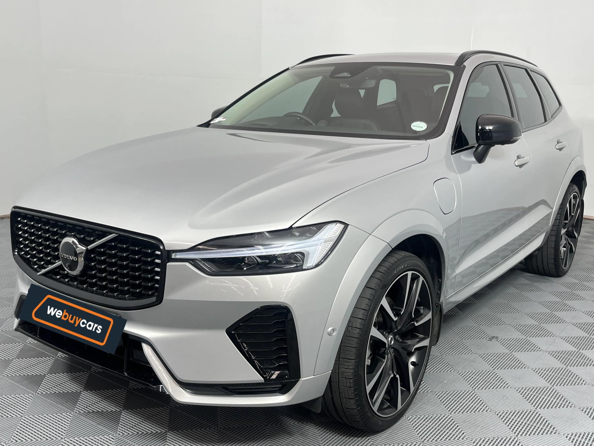 Used 2023 Volvo XC60 T8 Recharge AWD Plus Dark