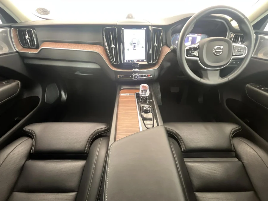 Used 2023 Volvo XC60 T8 Recharge AWD Plus Dark - WeBuyCars Richmond Used 2023 Volvo XC60 T8 Recharge AWD Plus Dark - WeBuyCars Richmond