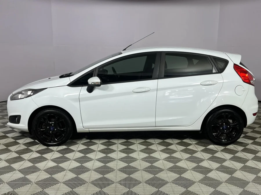 Used 2017 Ford Fiesta 5-door 1.0T Trend - WeBuyCars Durban