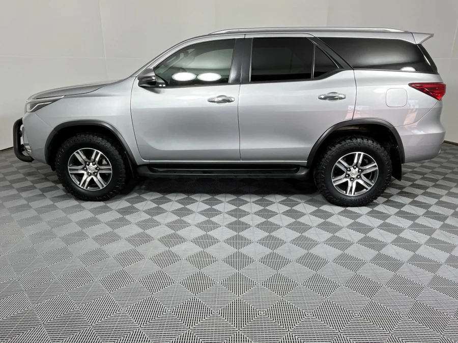 Used 2022 Toyota Fortuner 2.4GD-6 manual - WeBuyCars Montana