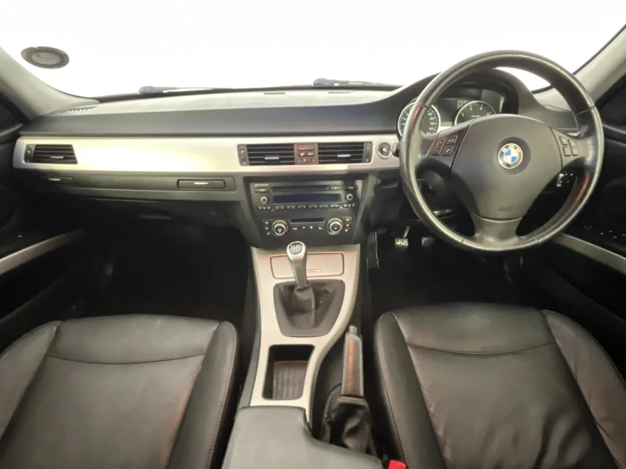 Used 2011 BMW 3 Series 320i Innovations - WeBuyCars George