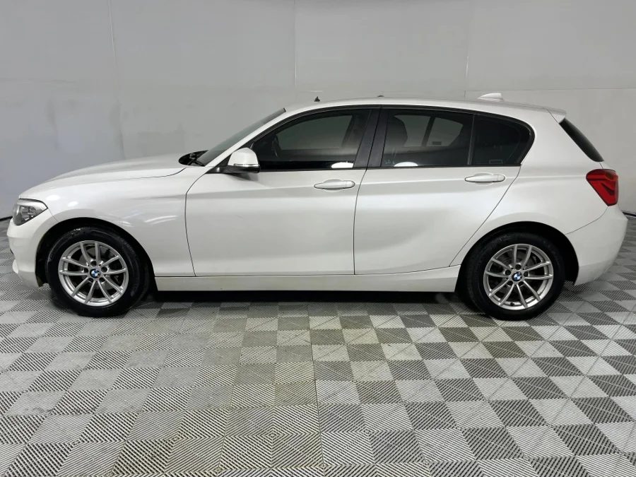 Used 2017 BMW 1 Series 120i 5-door sports-auto - WeBuyCars Silverlakes