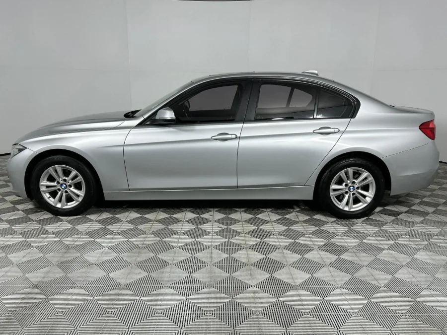 Used 2016 BMW 3 Series 320i sports-auto - WeBuyCars Lansdowne Used 2016 BMW 3 Series 320i sports-auto - WeBuyCars Lansdowne