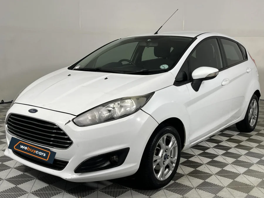 Used 2017 Ford Fiesta 5-door 1.4 Trend - WeBuyCars Silverlakes Used 2017 Ford Fiesta 5-door 1.4 Trend - WeBuyCars Silverlakes