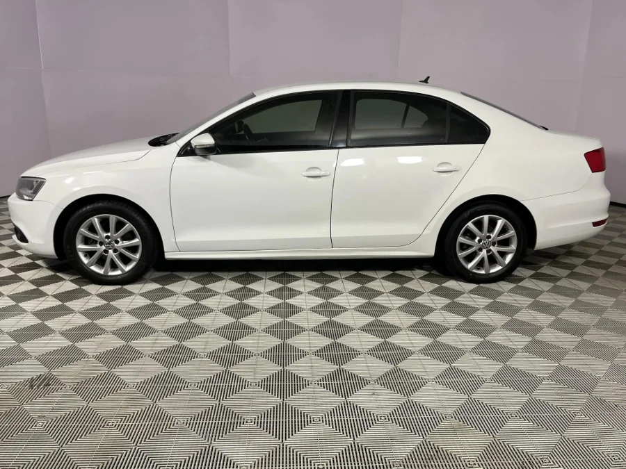 Used 2014 Volkswagen Jetta 1.6TDI Comfortline auto - WeBuyCars The Dome