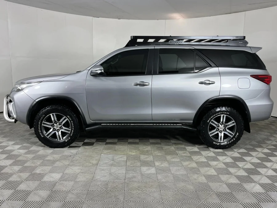 Used 2016 Toyota Fortuner 4.0 V6 4x4 - WeBuyCars The Dome