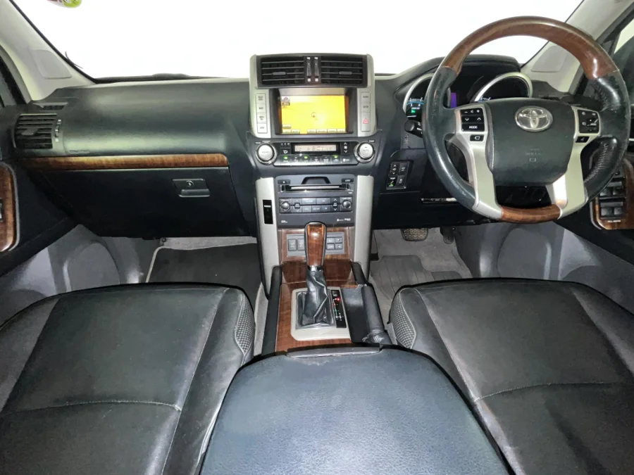 Used 2010 Toyota Land Cruiser Prado 4.0 VX - WeBuyCars JHB South