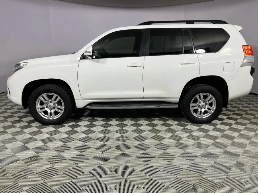 Used 2010 Toyota Land Cruiser Prado 4.0 VX - WeBuyCars JHB South