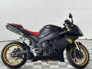 Used 2007 Yamaha YZF R1