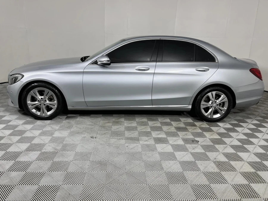 Used 2016 Mercedes-Benz C-Class C200 auto - WeBuyCars The Dome