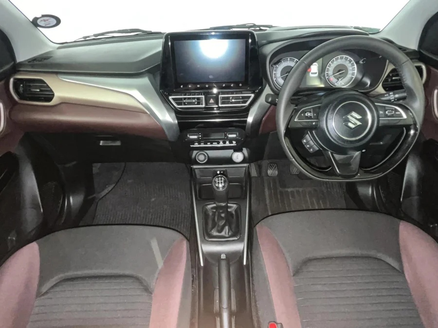 Used 2025 Suzuki Fronx 1.5 GLX manual - WeBuyCars Montana