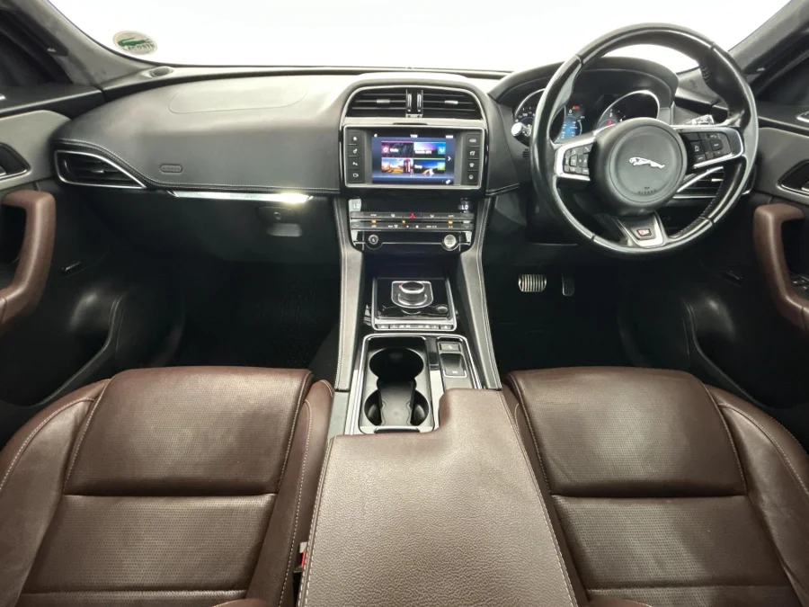 Used 2019 Jaguar F-Pace 30d AWD S - WeBuyCars Richmond Used 2019 Jaguar F-Pace 30d AWD S - WeBuyCars Richmond