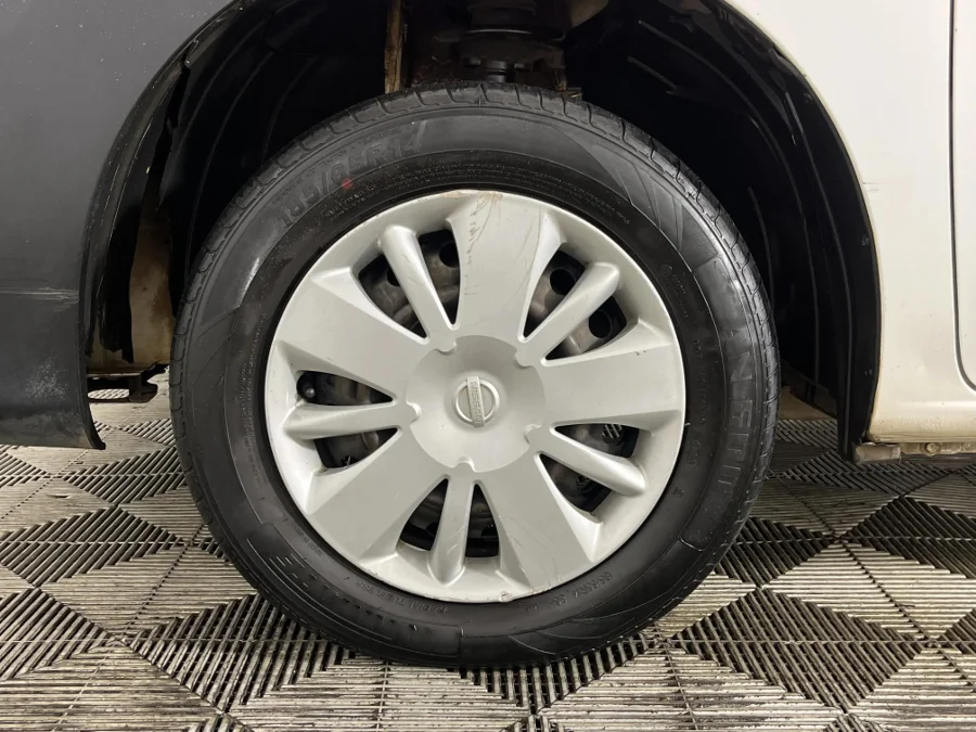 Used 2013 Nissan NV200 panel van 1.6i Visia - WeBuyCars Germiston