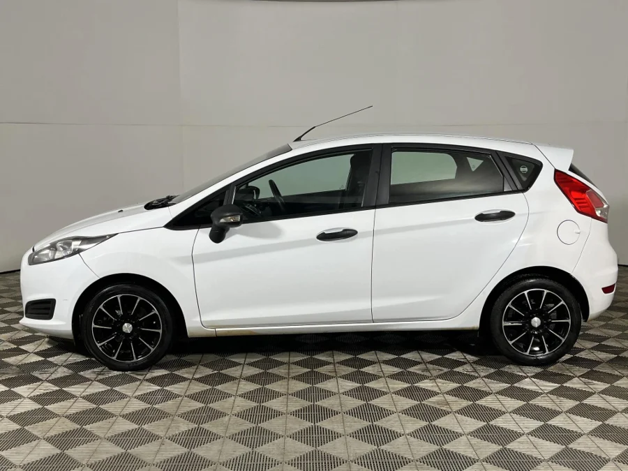 Used 2015 Ford Fiesta 5-door 1.0T Ambiente auto - WeBuyCars Germiston Used 2015 Ford Fiesta 5-door 1.0T Ambiente auto - WeBuyCars Germiston