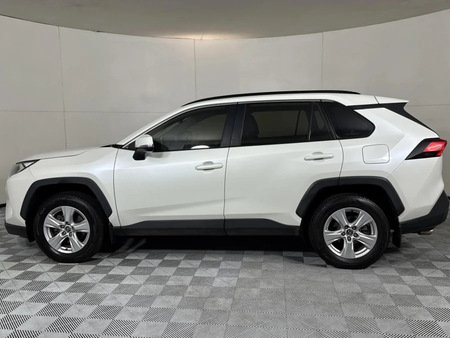 Used 2020 Toyota RAV4 2.0 GX - WeBuyCars Midstream
