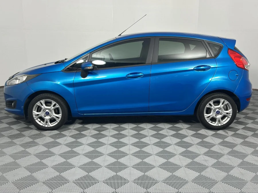 Used 2015 Ford Fiesta 5-door 1.0T Trend - WeBuyCars Lansdowne