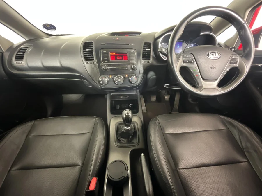 Used 2015 Kia Cerato hatch 2.0 EX - WeBuyCars Montana Used 2015 Kia Cerato hatch 2.0 EX - WeBuyCars Montana