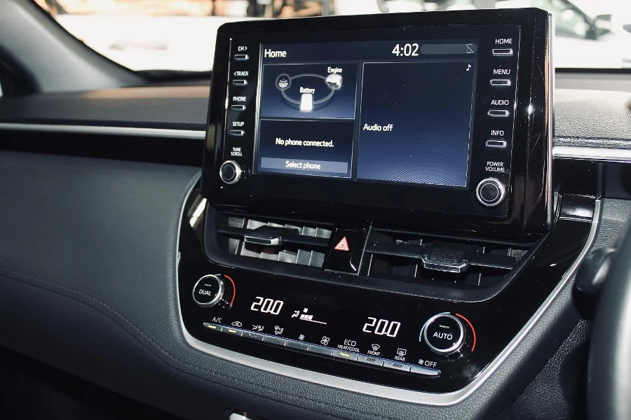 Used 2023 Toyota Corolla Cross 1.8 Hybrid XS - Midcity Motors Klerksdorp