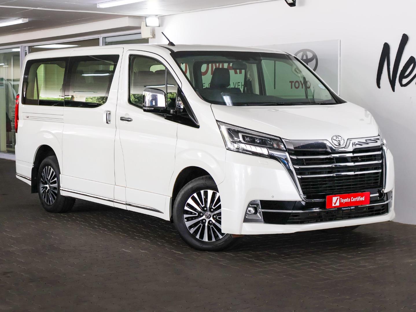Used 2022 Toyota Quantum 2.8 LWB bus 9-seater VX Premium