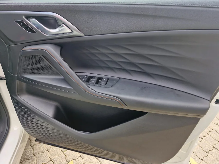 Used 2025 MG HS 2.0T Luxury - Ford Midrand