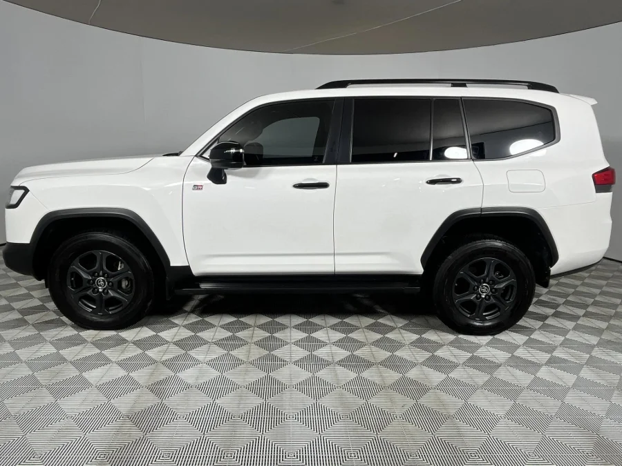 Used 2023 Toyota Land Cruiser 300 3.3D GR-Sport - WeBuyCars Richmond