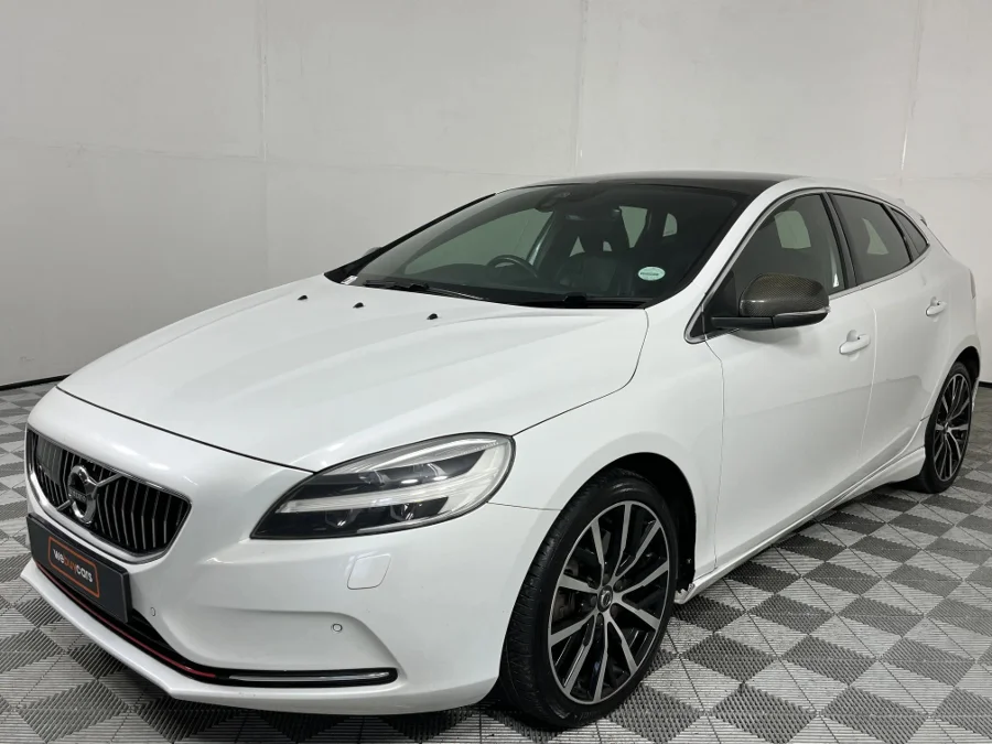 Used 2018 Volvo V40 T5 Inscription - WeBuyCars The Dome Used 2018 Volvo V40 T5 Inscription - WeBuyCars The Dome