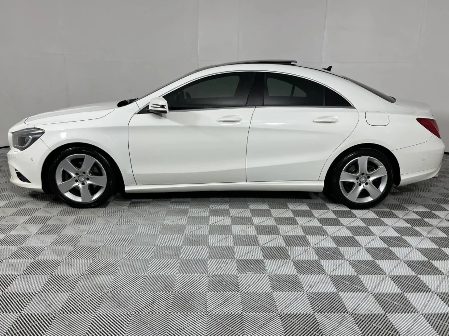 Used 2015 Mercedes-Benz CLA 220d - WeBuyCars The Dome