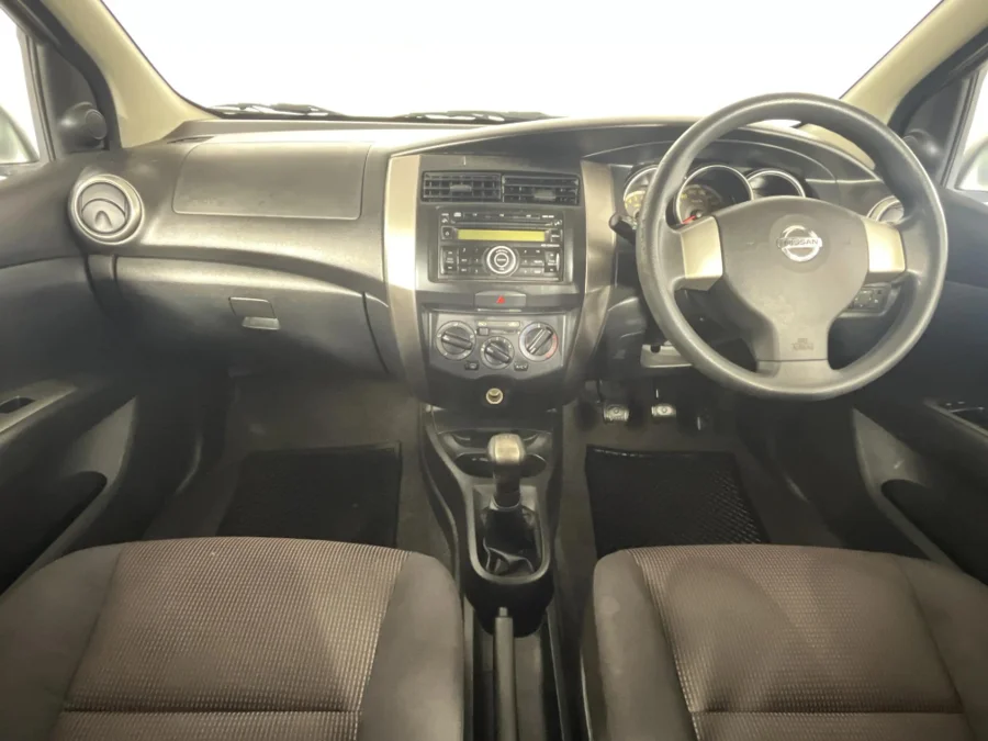 Used 2013 Nissan Livina X-Gear 1.6 Acenta+ - WeBuyCars Richmond
