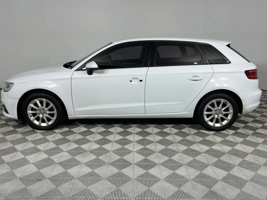 Used 2014 Audi A3 Sportback 1.4TFSI S auto - WeBuyCars Richmond