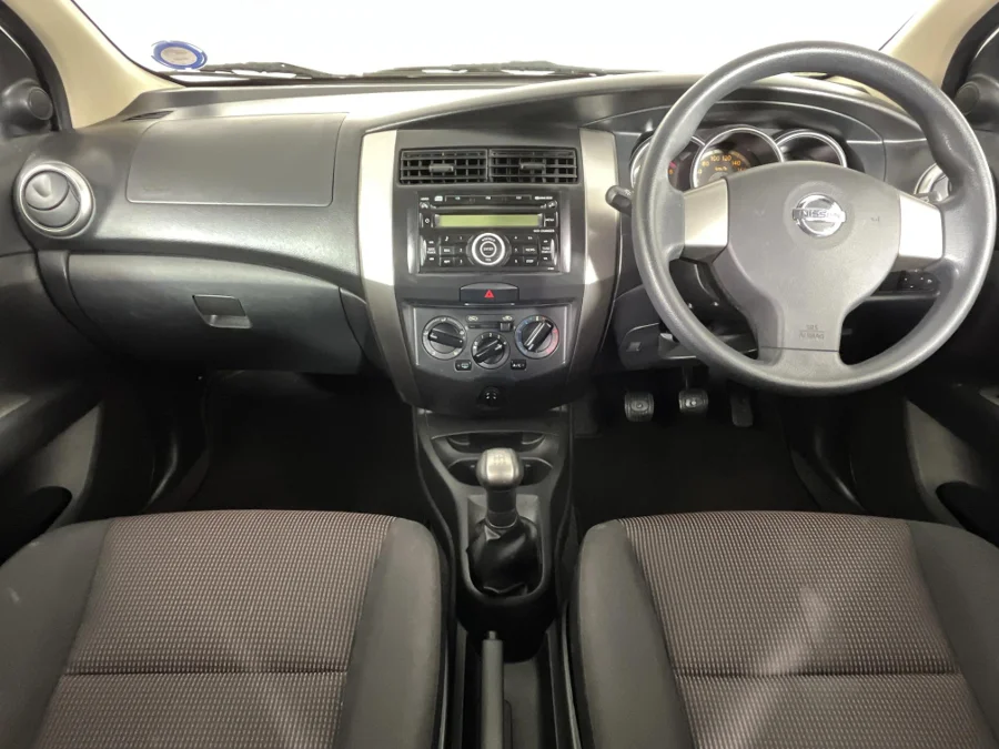 Used 2010 Nissan Livina X-Gear 1.6 Acenta+ - WeBuyCars The Dome