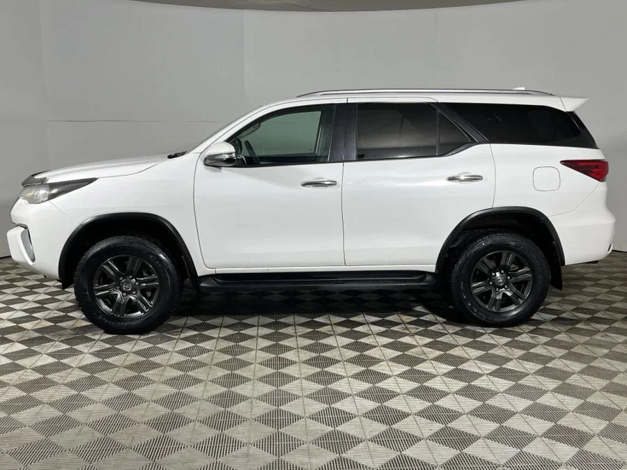 Used 2017 Toyota Fortuner 2.4GD-6 auto - WeBuyCars Germiston Used 2017 Toyota Fortuner 2.4GD-6 auto - WeBuyCars Germiston