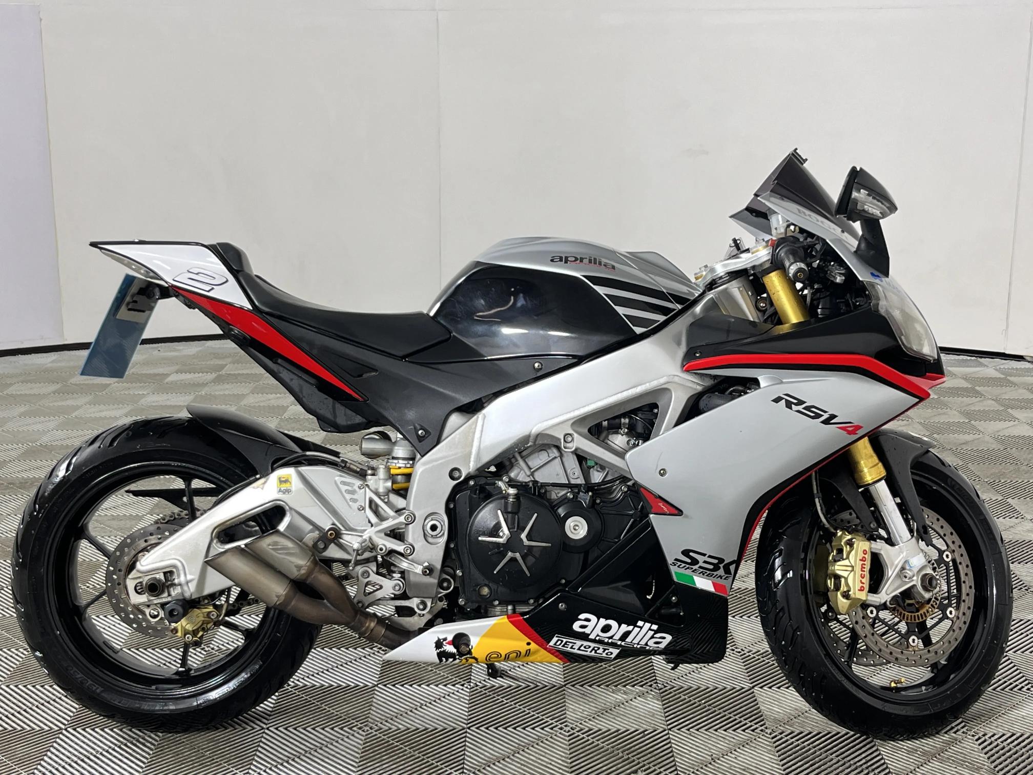 Used 2011 Aprilia Rsv4 R Aprc