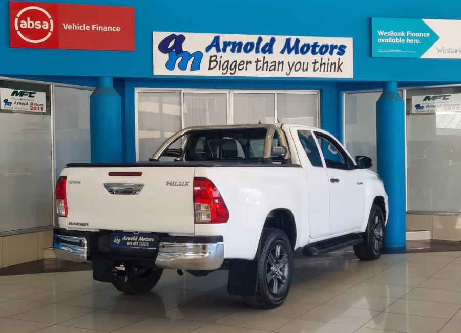 Used 2023 Toyota Hilux 2.4GD-6 Xtra cab Raider manual - Arnold Motors CC
