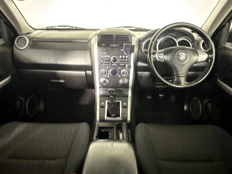 Used 2013 Suzuki Grand Vitara 2.4 Dune - WeBuyCars Midstream