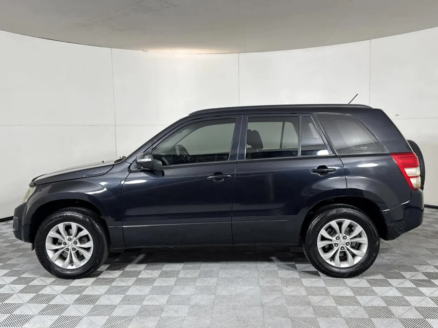Used 2013 Suzuki Grand Vitara 2.4 Dune - WeBuyCars Midstream