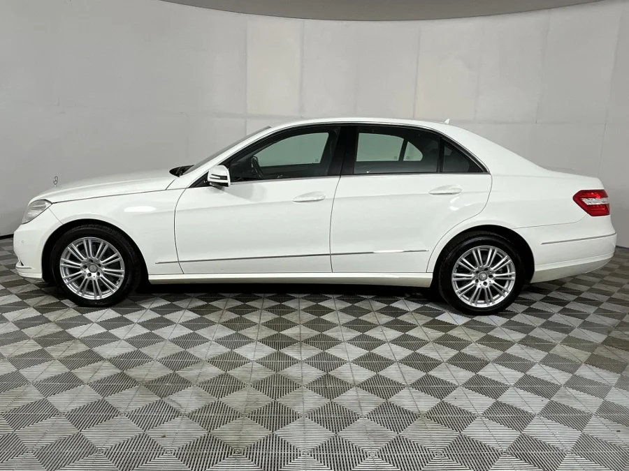 Used 2010 Mercedes-Benz E-Class E300 Elegance - WeBuyCars George