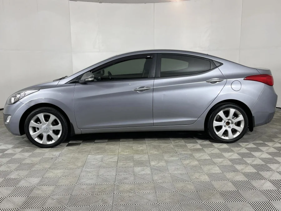 Used 2013 Hyundai Elantra 1.8 Executive auto - WeBuyCars The Dome