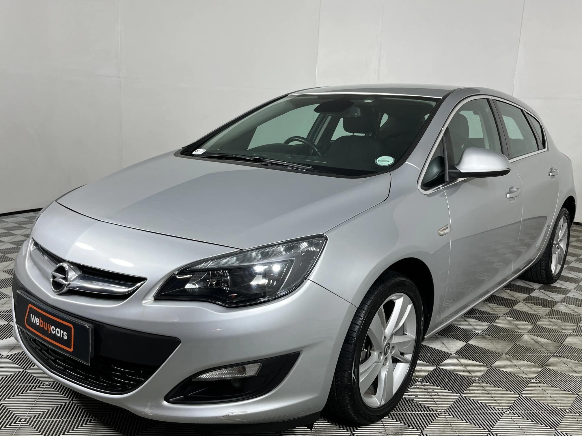 Used 2015 Opel Astra hatch 1.4 Turbo Enjoy