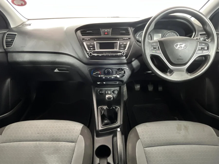 Used 2015 Hyundai i20 1.2 Motion - WeBuyCars Richmond