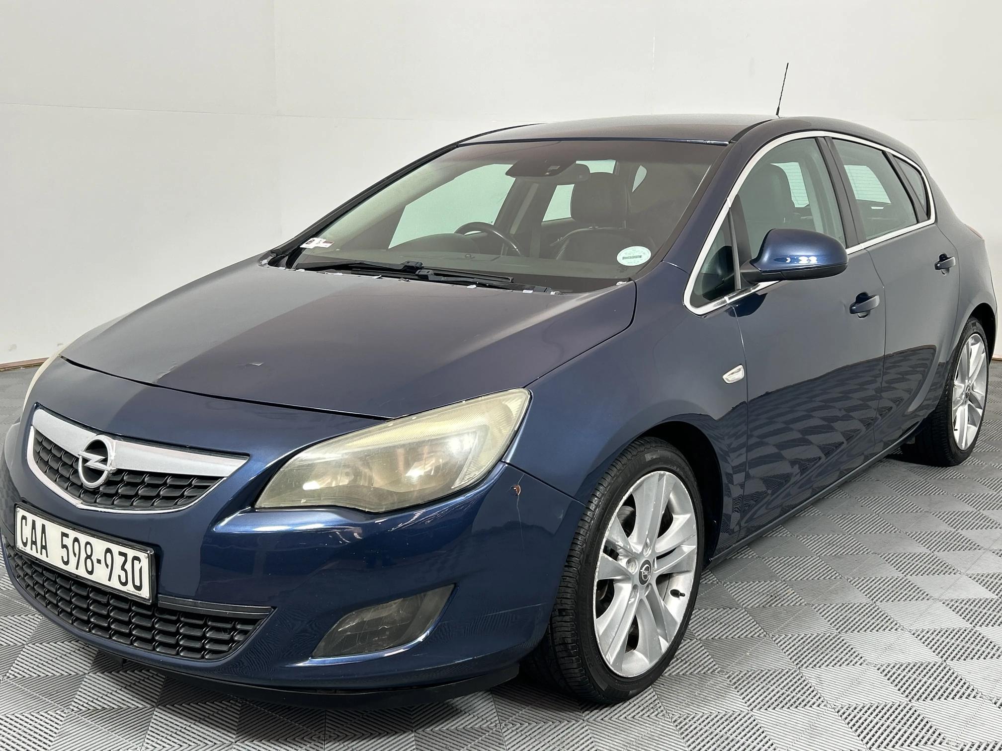 Used 2012 Opel Astra hatch 1.4 Turbo Enjoy